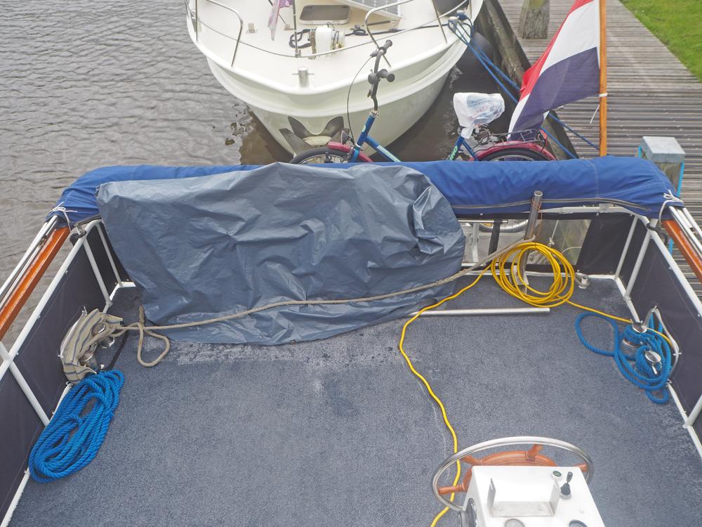 picture Deck equipment